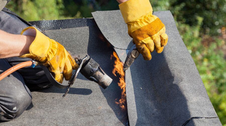 Expert Emergency Roof Repairs services in Center Point, LA
